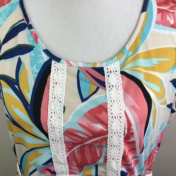NEW NY Collection Sleeveless Floral Top 1X - Picture 2 of 8
